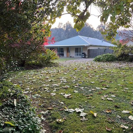 Brookfield Guest House Myrrhee Buitenkant foto