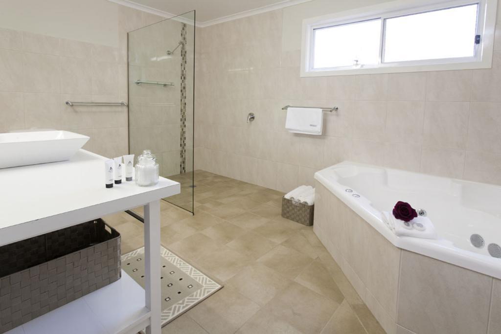 Brookfield Guest House Myrrhee Buitenkant foto